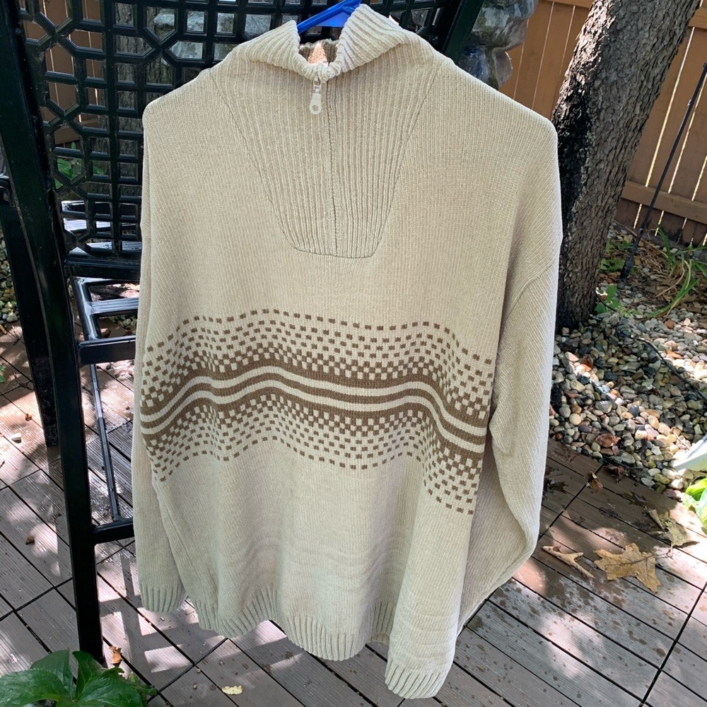 Men’s sweater